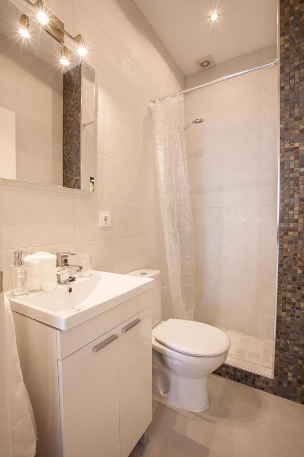 Apartment Casco Antiguio ↑ Calidades 4 Px 1 Br